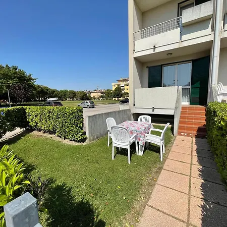 Villaggio Luna Swimmingpool- Agenzia Cocal Caorle