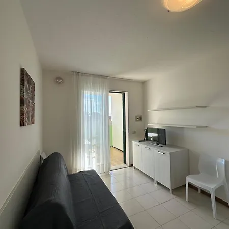 Villaggio Luna Swimmingpool- Agenzia Cocal