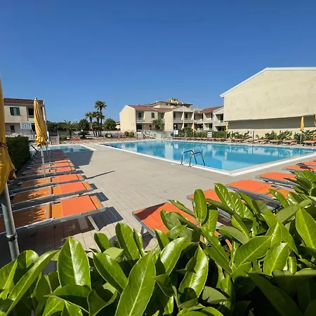 Apartament Villaggio Luna Swimmingpool- Agenzia Cocal *