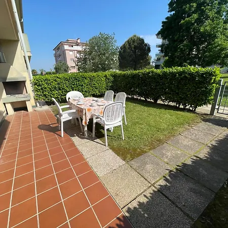 Villaggio Luna Swimmingpool- Agenzia Cocal * Caorle