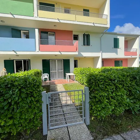 Lejlighed Villaggio Luna Swimmingpool- Agenzia Cocal *