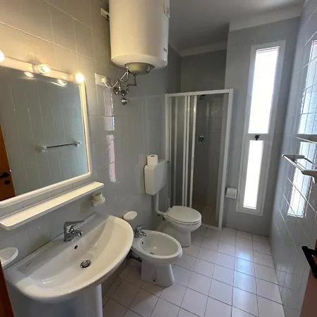 Villaggio Luna Swimmingpool- Agenzia Cocal