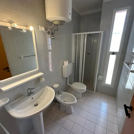 Villaggio Luna Swimmingpool- Agenzia Cocal *