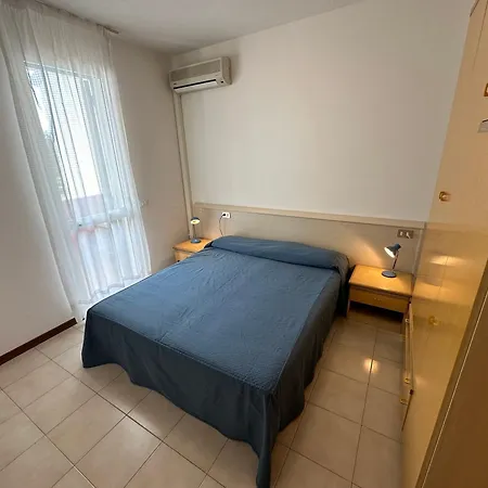 Villaggio Luna Swimmingpool- Agenzia Cocal