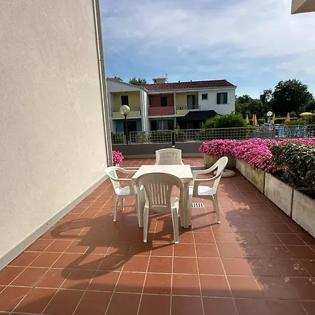 Apartament Villaggio Luna Swimmingpool- Agenzia Cocal
